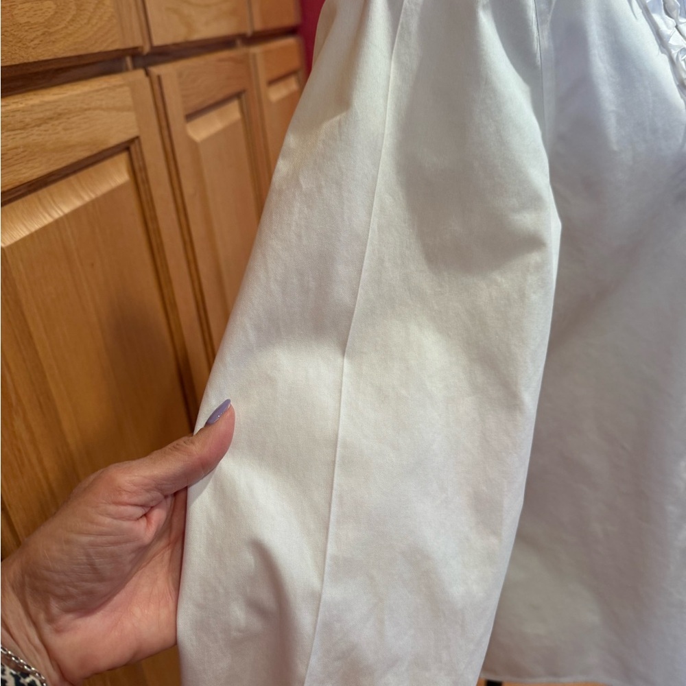 Foxcroft crisp white no-iron ruffle front shirt - Picture 4 of 7
